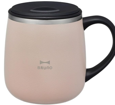 優しい色合いがお洒落なBRUNOの蓋つきステンレスマグ
